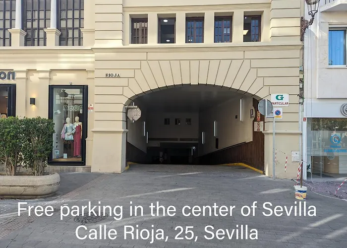 Piscina Abierta! Parking En Sevilla Centro Incluido